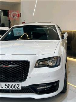 کرایسلەر 300